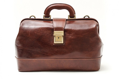 Doctors Medical Leather Bag in Chestnut - Tuscany  Doctors Medical Leather Bag in Chestnut - Tuscany